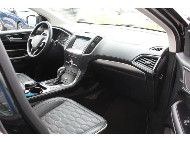 Ford Edge 2.0 TDCI 210pk Bi Turbo Vignale 2017 Diesel 14