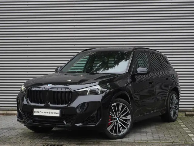 BMW X1 xDrive23i 2025 Benzine 38