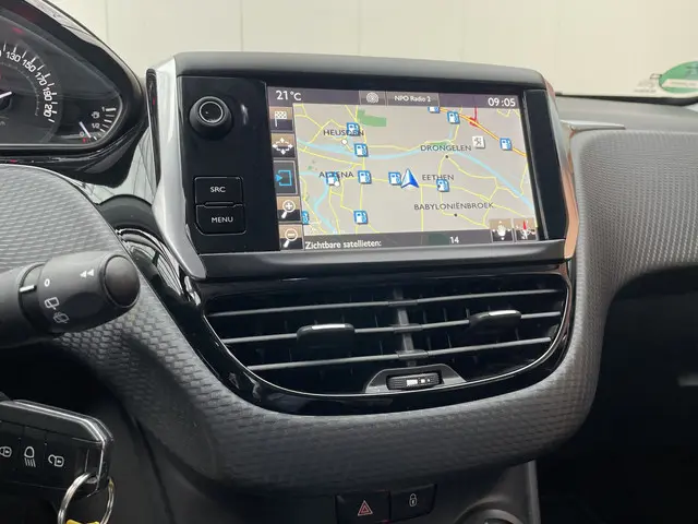 Peugeot 2008 PureTech 82 ETG Blue Lion 2016 Benzine 10
