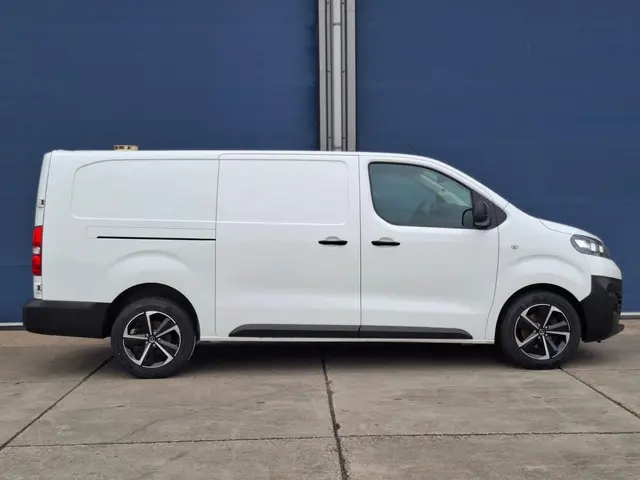 Opel Vivaro 1.5 CDTI L2H1 Edition 2020 Diesel 24