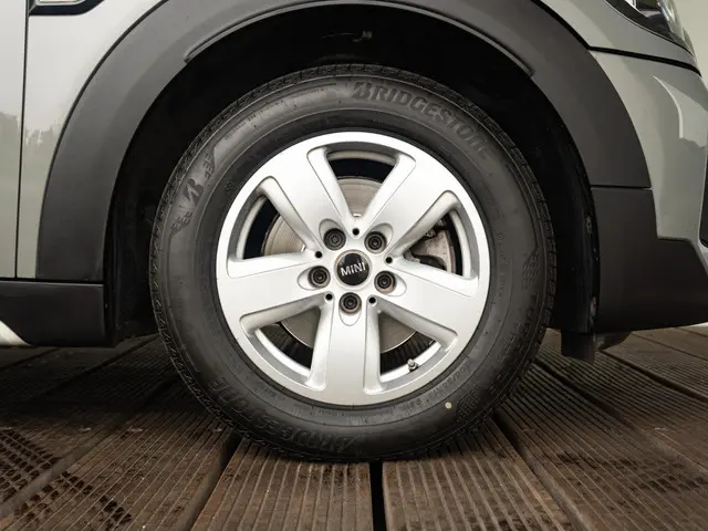 MINI Countryman Cooper Aut. 2020 Benzine 6