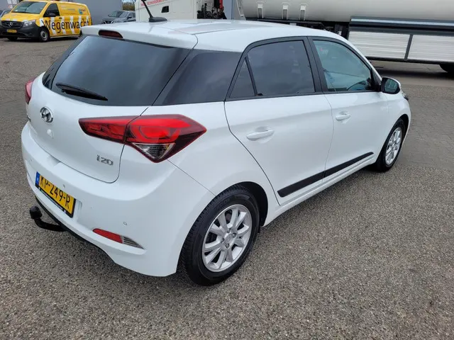 Hyundai i20 1.0 T-GDI Go! 2016 2016 Benzine 6