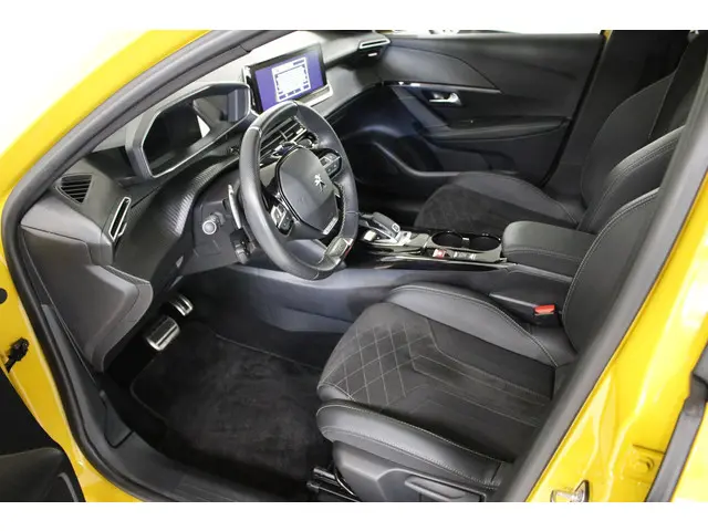 Peugeot 208 1.2 PureTech GT Pack 130 PK. 2021 Benzine 13