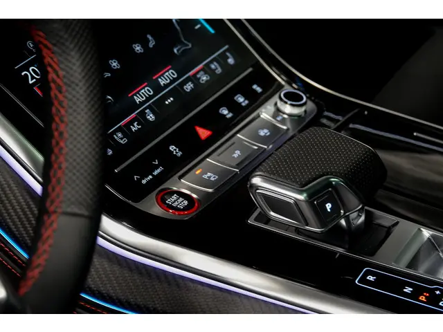 Audi SQ8 4.0 TFSI Quattro 2024 Benzine 47