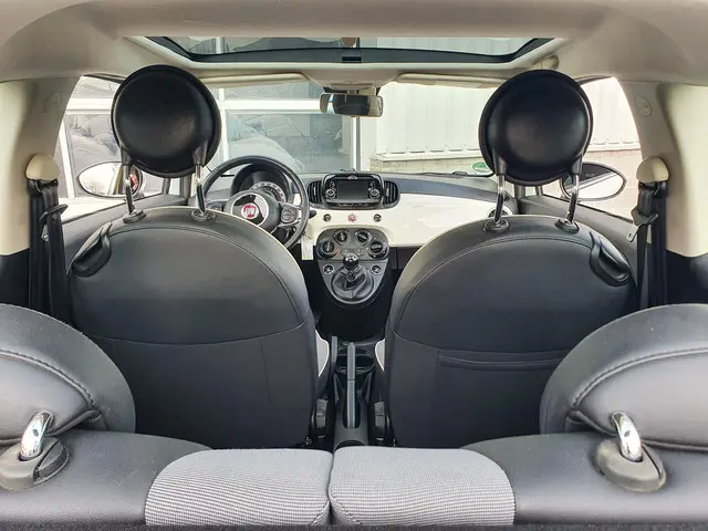 Fiat 500 0.9 TwinAir Turbo Lounge 2019 Benzine 9