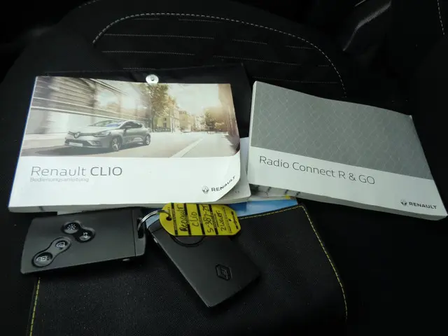 Renault Clio 0.9 TCE Limited 2020 Benzine 12
