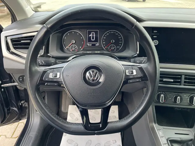 Volkswagen Polo 1.0 TSI Comfortline 2018 Benzine 16