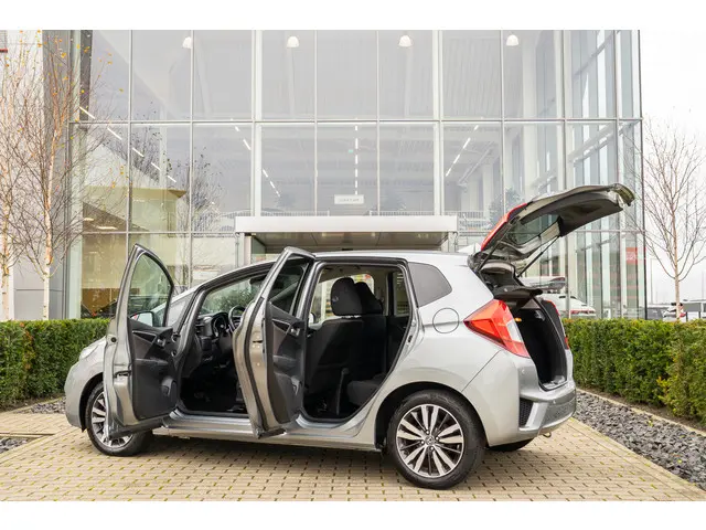 Honda Jazz 1.3i VTEC ELEGANCE 2017 Benzine 35