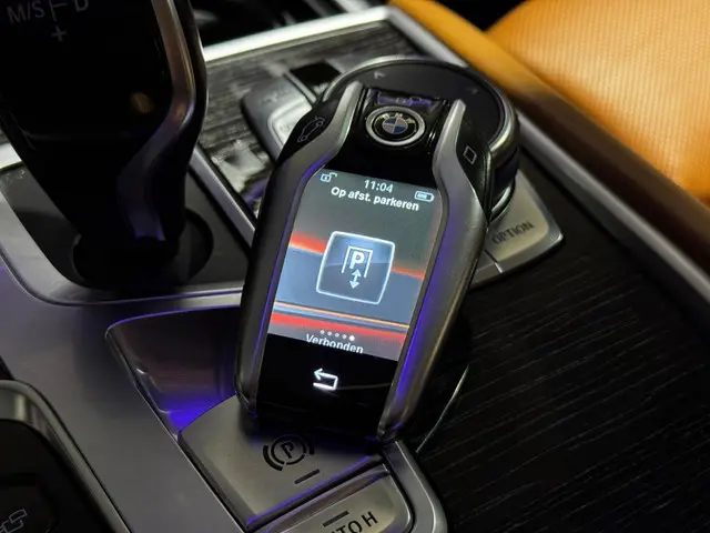 BMW 7 Serie 750i xDrive 2017 Benzine 37