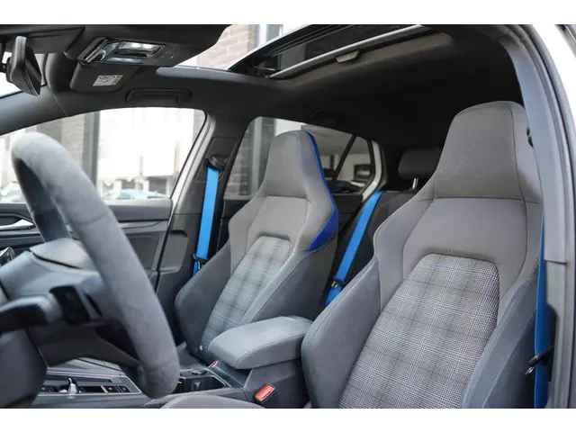 Volkswagen Golf 1.4 eHybrid GTE 2020 Hybride Benzine 3