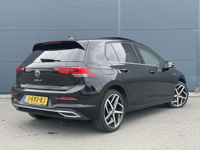 Volkswagen Golf 1.5 eTSI R-Line 2020 Benzine 4
