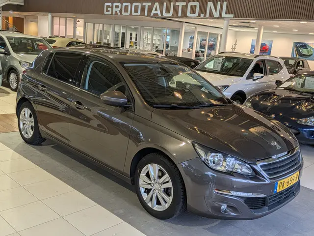 Peugeot 308