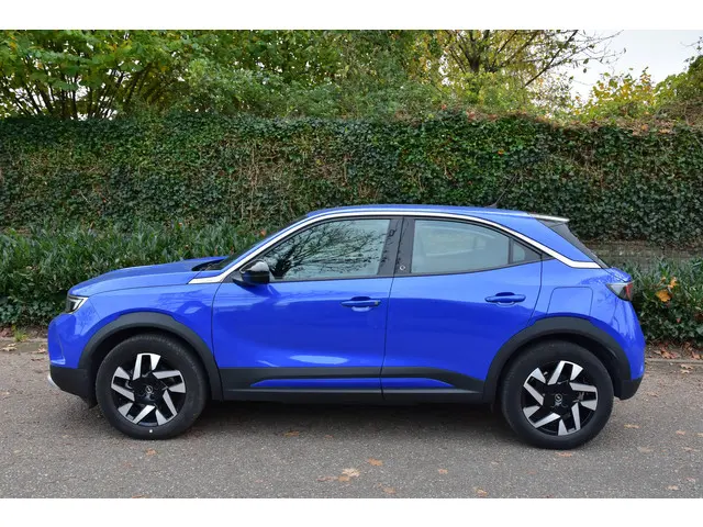 Opel Mokka-e Elegance 50-kWh 11kw bl. 2021 Elektrisch 3