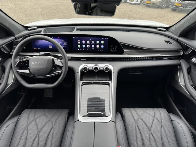 Omoda 9 SHS 1.5T-GDi SHS-P Premium 2026 Hybride Benzine 14