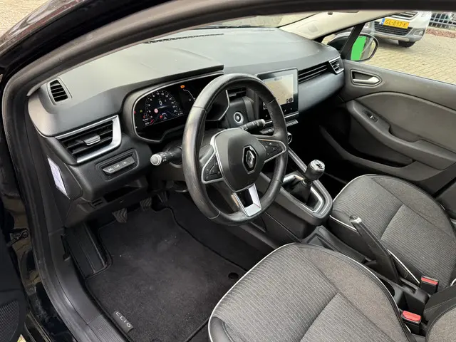Renault Clio 1.0 TCe Intens 2020 Benzine 9