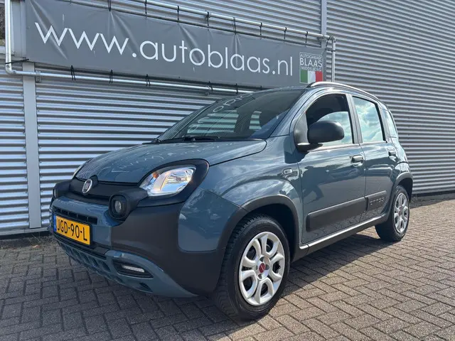 Fiat Panda 1.0 Hybrid Cross 2021 Hybride Benzine 2
