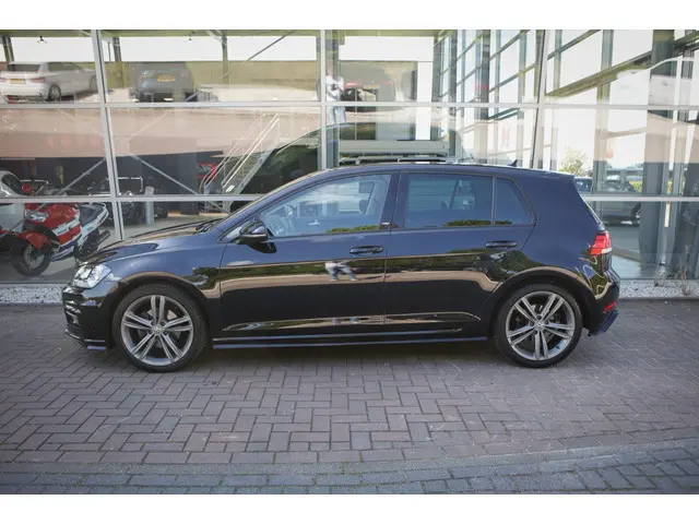 Volkswagen Golf 1.4 TSI | R-line 2017 Benzine 18