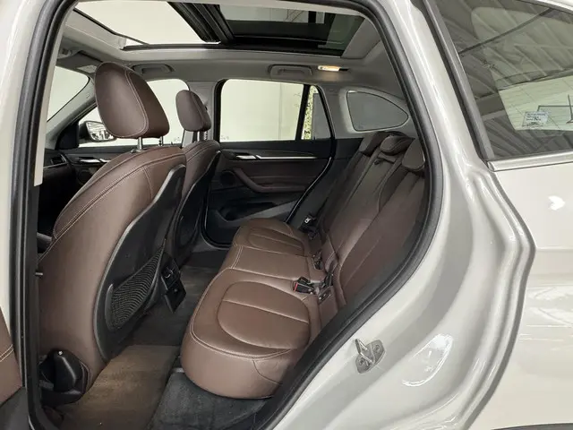 BMW X1 sDrive20i High Executive 2018 Benzine 8