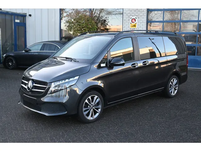 Mercedes-Benz V-Klasse 300d Lang Edition 2024 Diesel