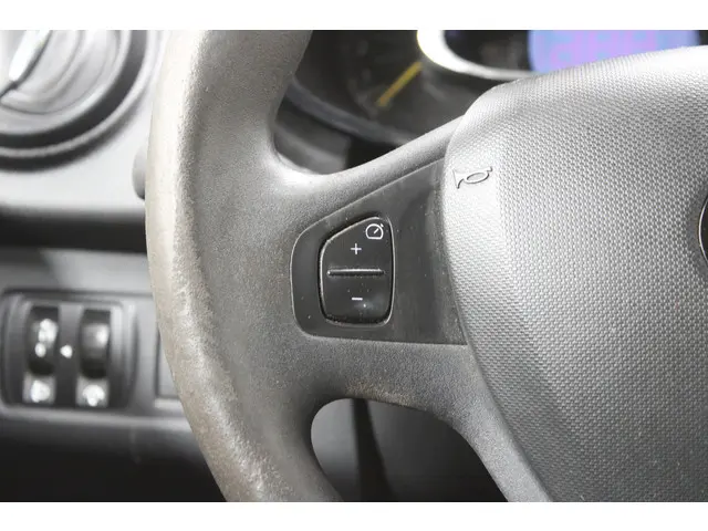 Renault Clio Estate 1.2 16V 2014 Benzine 13