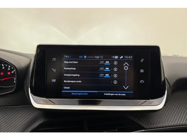 Peugeot 208 1.2 PureTech Blue Lease Active 2020 Benzine 28