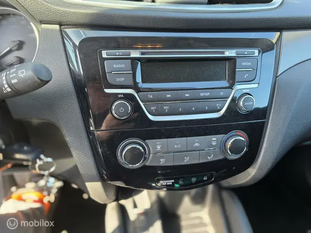 Nissan QASHQAI 1.2 Acenta 2018 Benzine 2