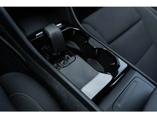 Volvo XC40 Extended Range Plus 2023 Elektrisch 31
