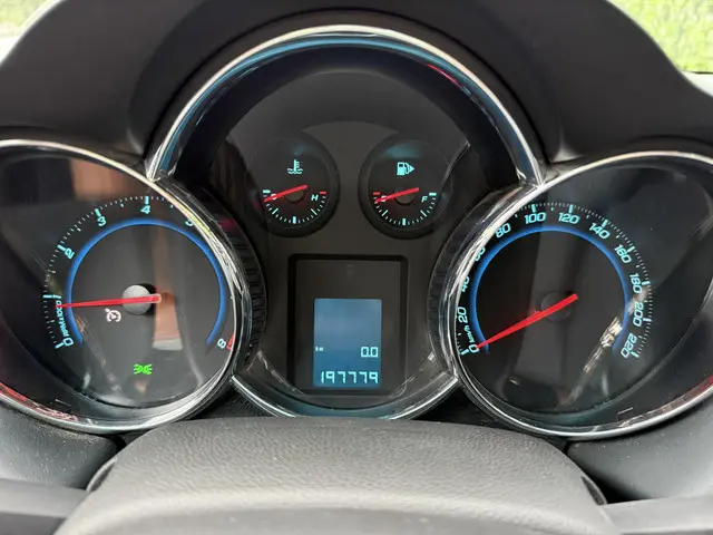 Chevrolet Cruze 1.8 LT 2013 Benzine 12