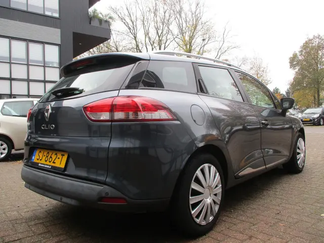 Renault Clio Estate 1.5 dCi Ecoleader Zen 2018 Diesel 15