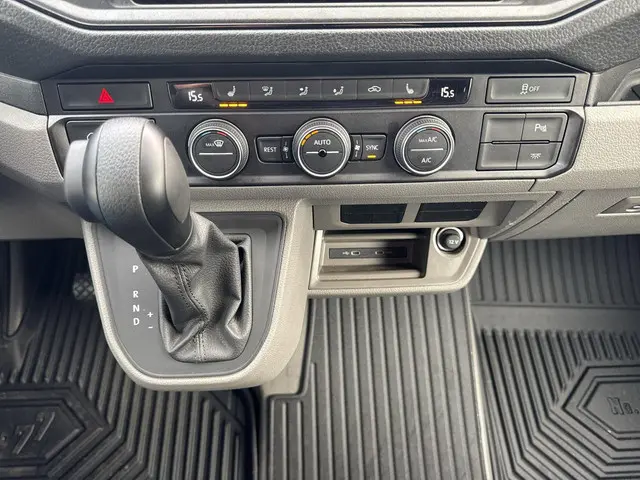 Volkswagen Crafter 35 2.0 TDI L5H3 2024 Diesel 19