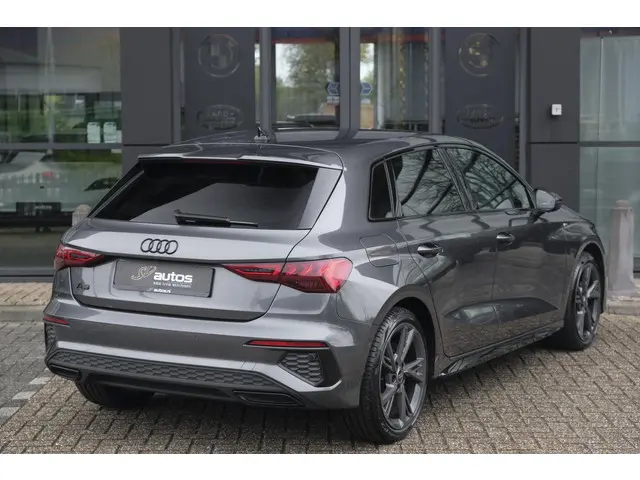 Audi A3 Sportback 30 TFSI 110pk S-line 2023 Benzine 7