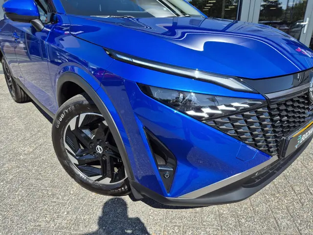 Nissan QASHQAI 1.3 MHEV Xtronic N-Connecta 2025 Benzine 25