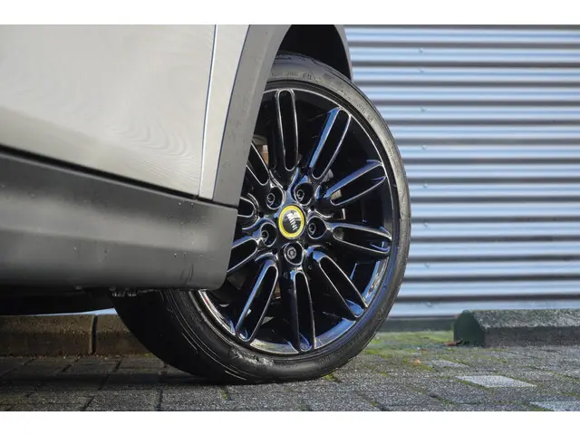 MINI Electric Cooper SE 2023 Elektrisch 22