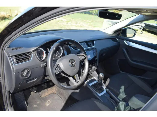 Škoda Octavia Combi 1.5 TSI Greentech Style 2018 Benzine 24