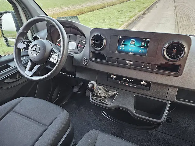 Mercedes-Benz Sprinter 214 2019 Diesel 8