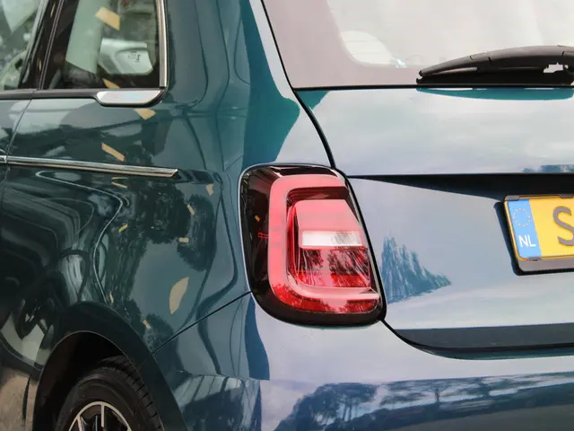 Fiat 500 3+1 La Prima 42 kWh 2023 Elektrisch 24