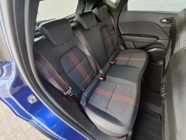 Renault Captur TCe 90 R.S. Line 2022 Benzine 31