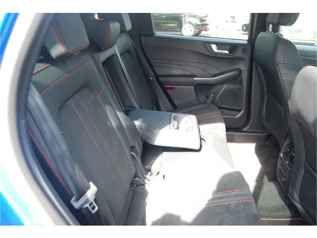 Ford Kuga 2.5 PHEV ST-Line X 243PK 2025 Hybride Benzine 51