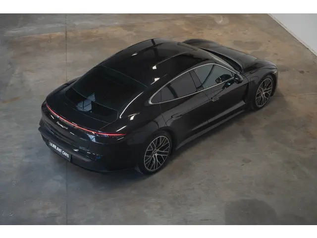 Porsche Taycan 4S Performance 84 kWh 2020 Elektrisch 6
