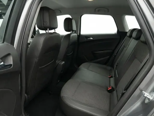 Opel Astra Sports Tourer 1.4 Edition 2016 Benzine 10