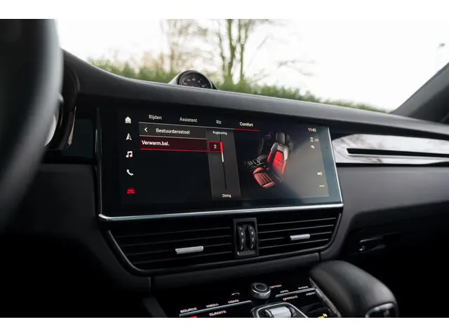 Porsche Cayenne Coupé E-Hybrid 2022 Hybride Benzine 18