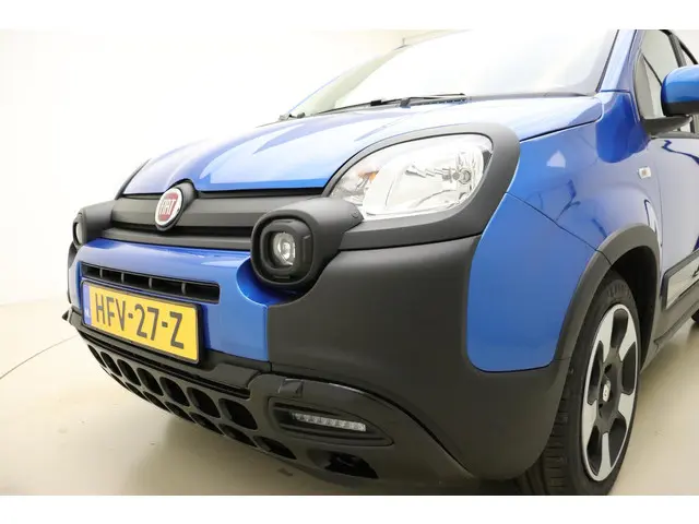 Fiat Panda 1.0 Hybrid Pandina 2025 Benzine 18