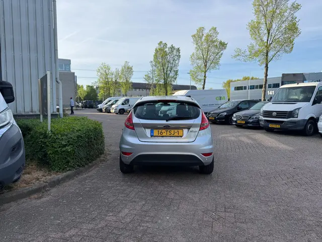 Ford Fiesta 1.25 Titanium 2012 Benzine 3