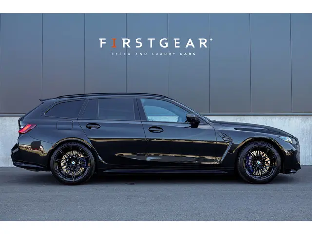 BMW M3 Touring xDrive Competition 2024 Benzine 3