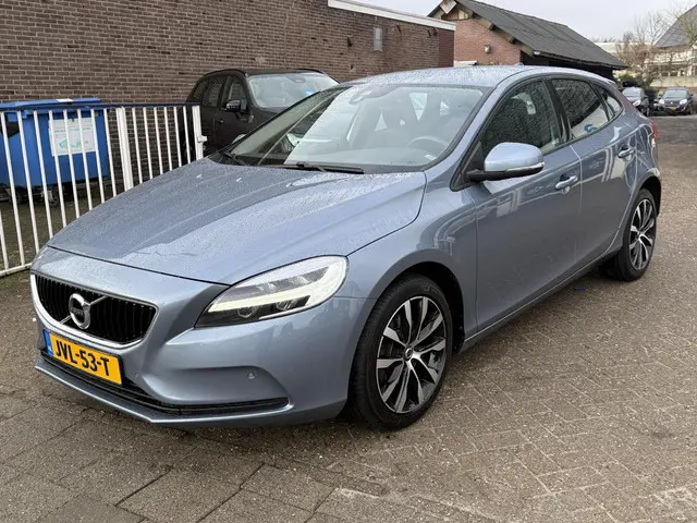 Volvo V40 2