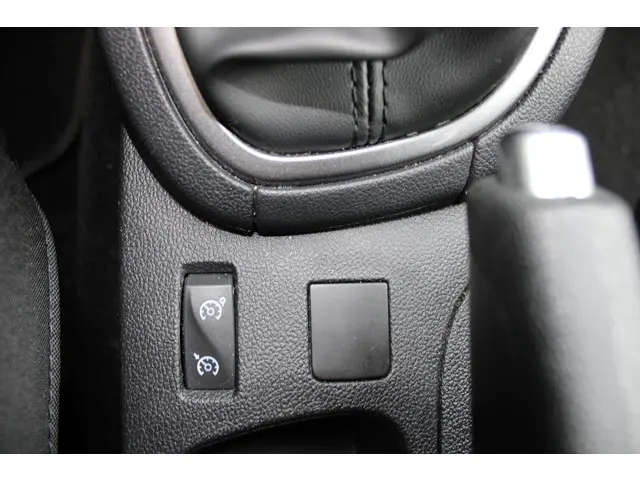 Renault Clio Estate 1.2 16V 2017 Benzine 18