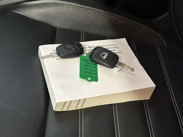 Dacia Duster 1.3 TCe 150 EDC Extreme 2022 Benzine 17