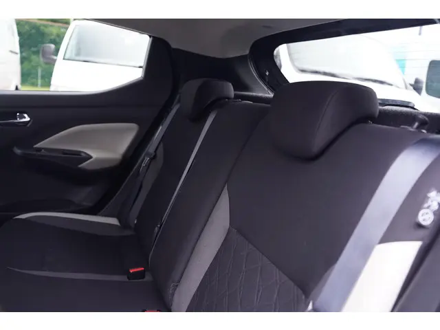 Nissan Micra 1.0 IG-T N-Connecta 2020 Benzine 36