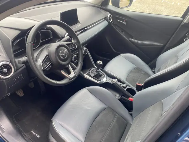 Mazda 2 1.5 Skyactiv-G Luxury 2020 Benzine 8