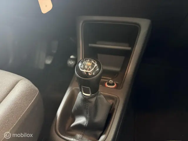 Volkswagen up! 1.0 BMT high up! 2017 Benzine 18